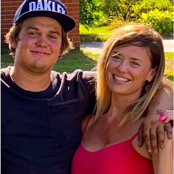 Meet your Posher, Dana & Jack - Picture 14 of 14